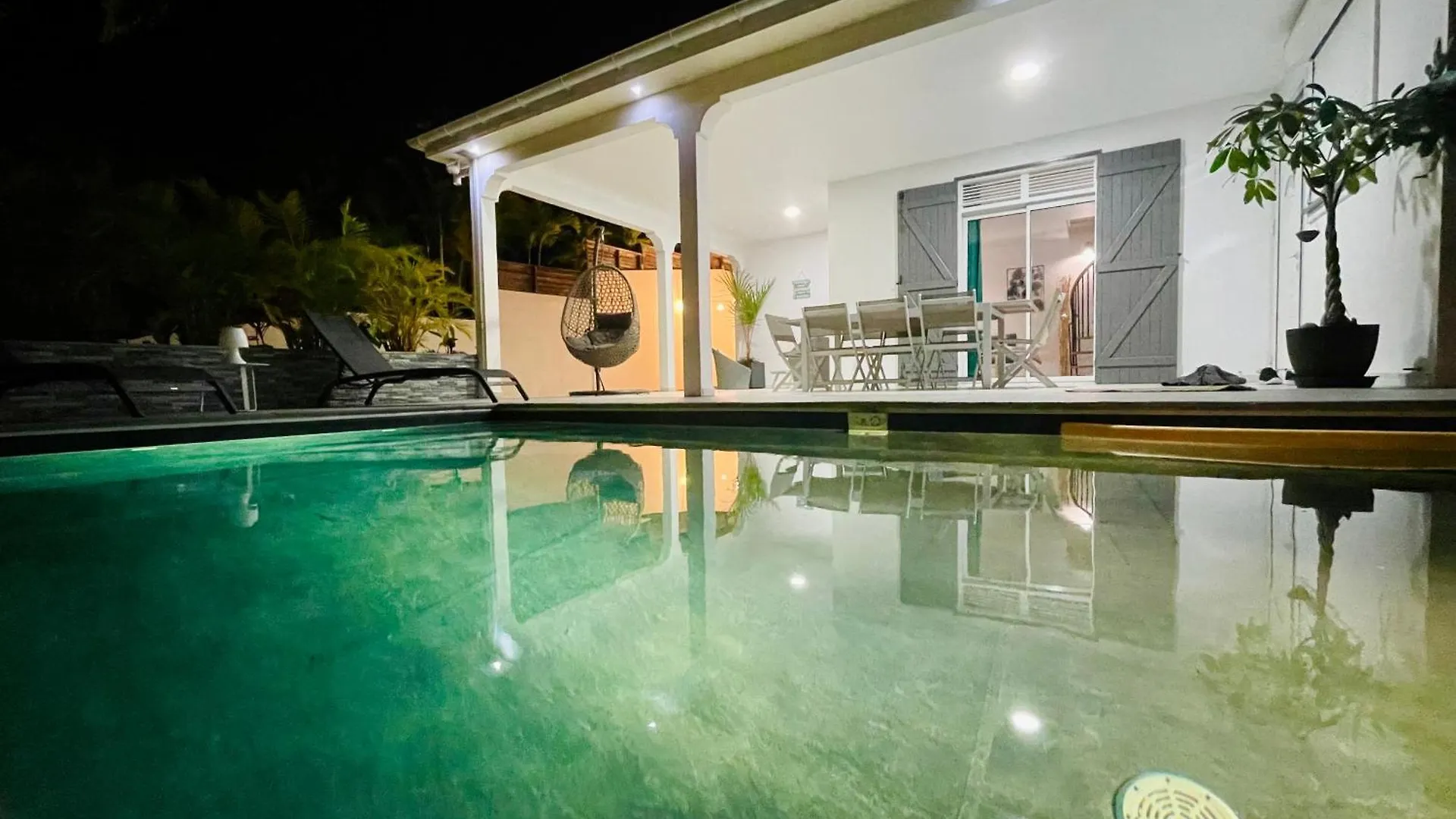 Villa Tropical Paradise Avec Piscine, 4 Chambres Le Moule Guadeloupe